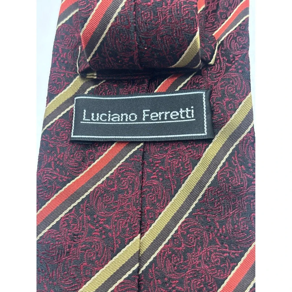 Luciano Ferretti Mens Silk Tie Burgundy Paisley Striped Red Gold Jacquard 1602